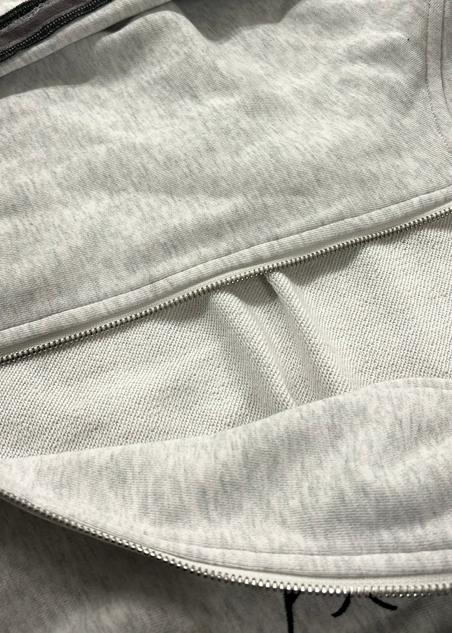 'Sigil' Zipup (Heather)