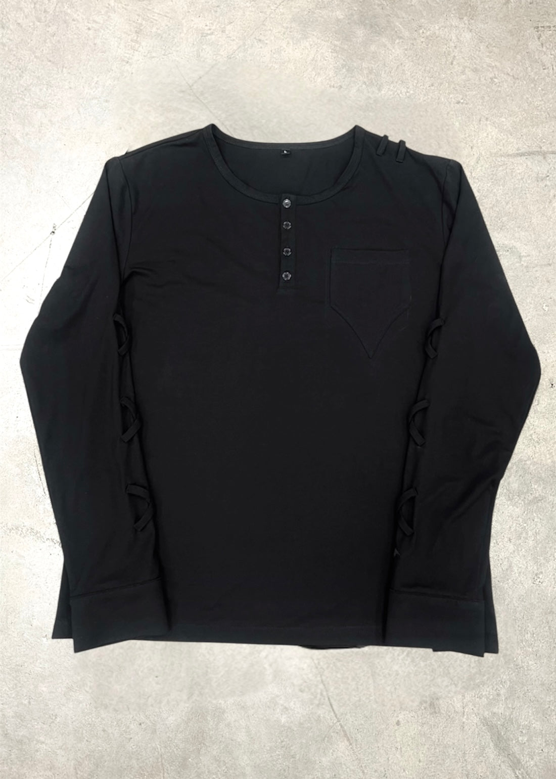 'Symbiote' Henley Shirt (Noir)