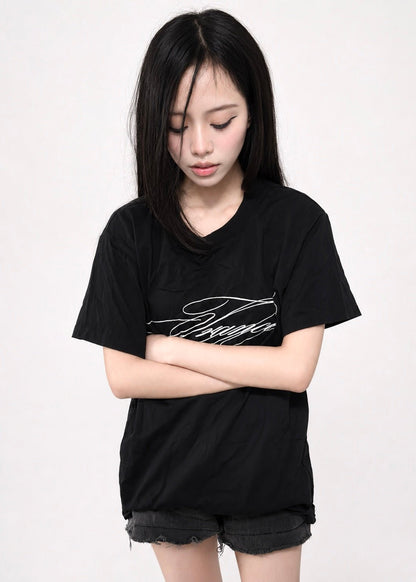 Calligraphy Tee (Noir) - lostintrance
