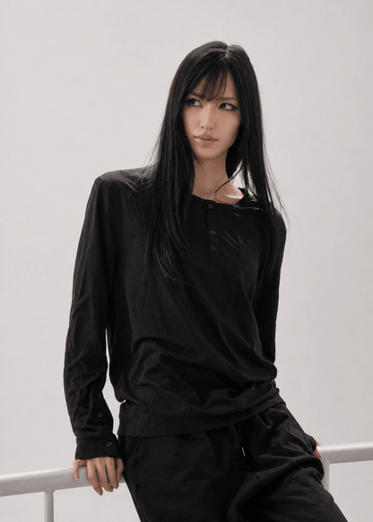 'Symbiote' Henley Shirt (Noir) - lostintrance